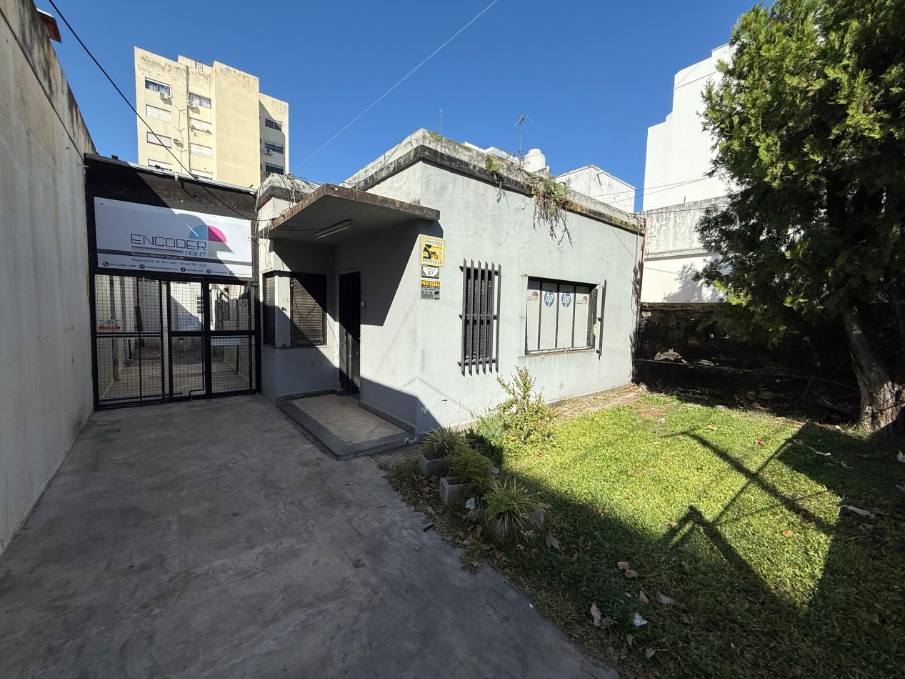 Casa en venta - Ramos Mejia centro