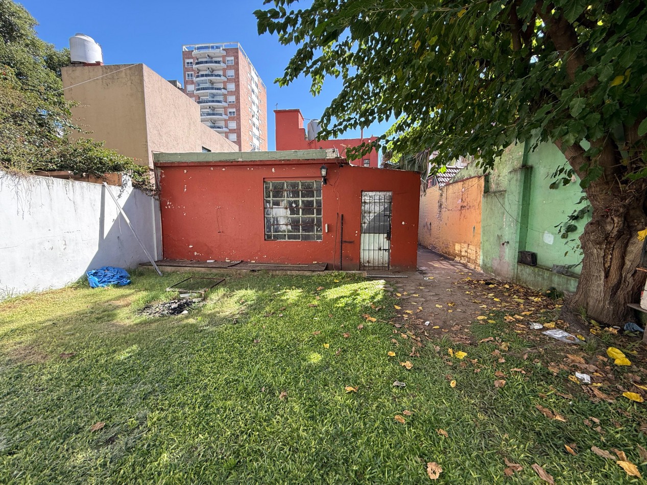 Casa en venta - Ramos Mejia centro