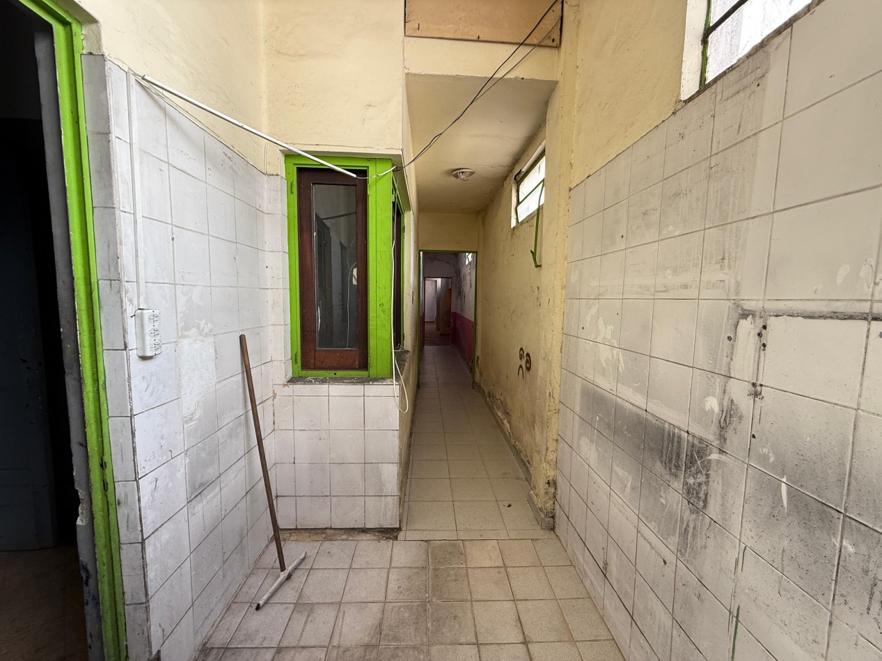 Casa en venta - Ramos Mejia centro