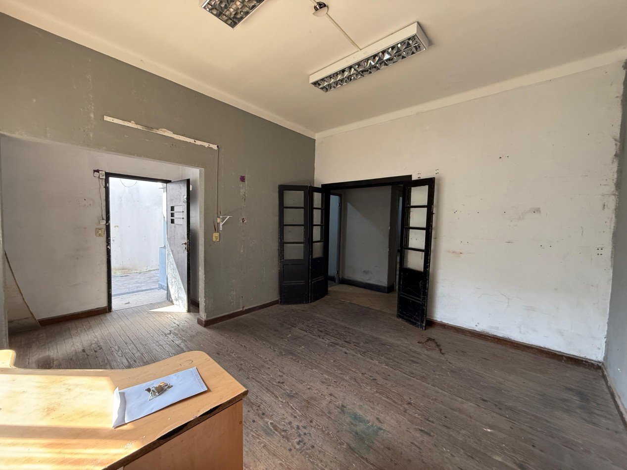 Casa en venta - Ramos Mejia centro