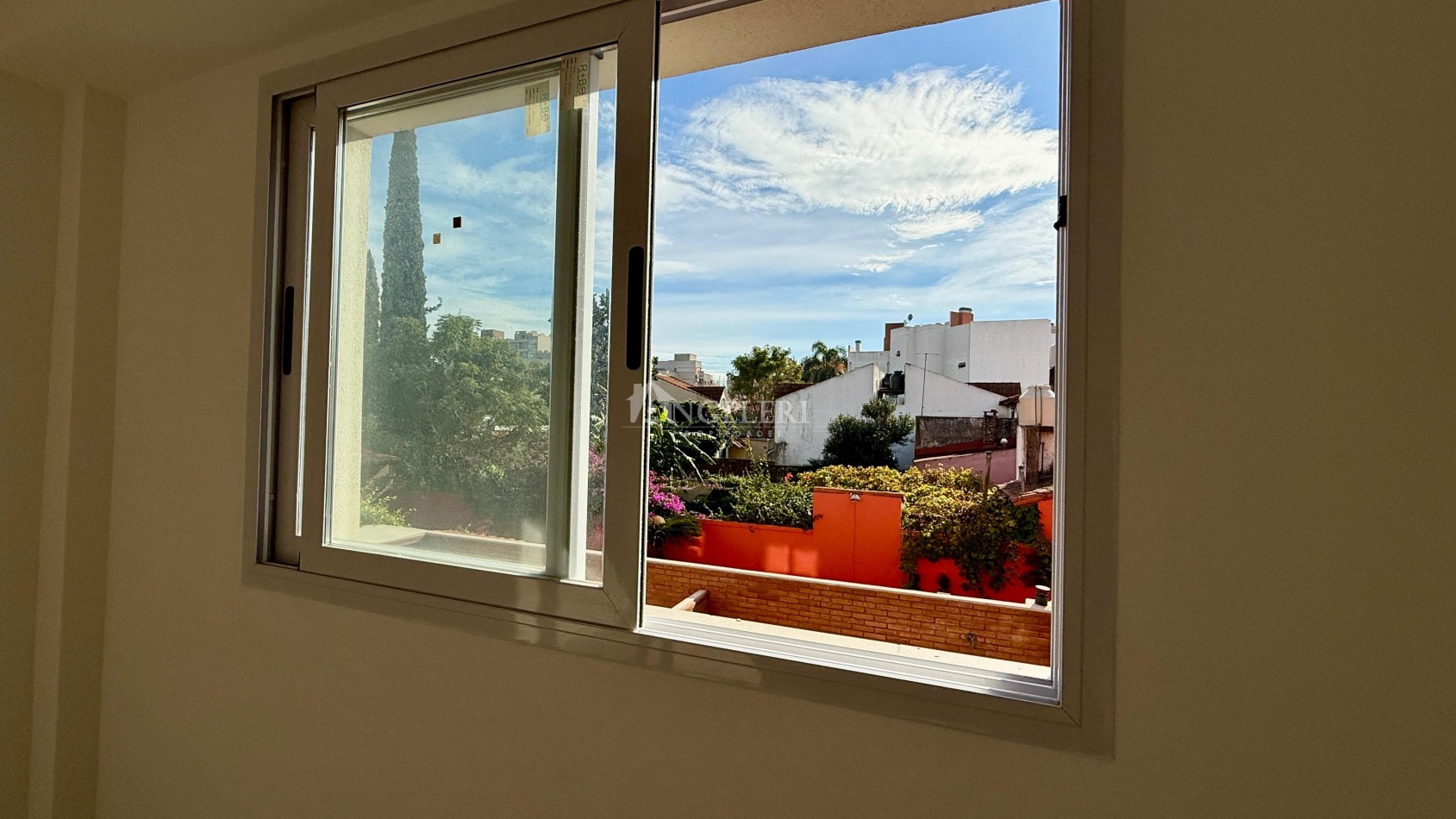 Departamento 2 ambientes a Estrenar