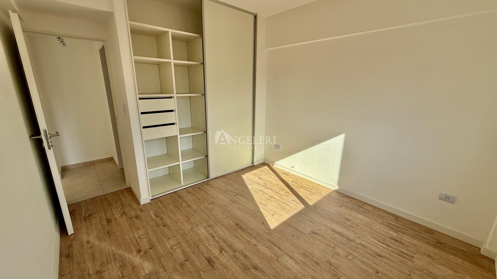 Departamento 2 ambientes a Estrenar