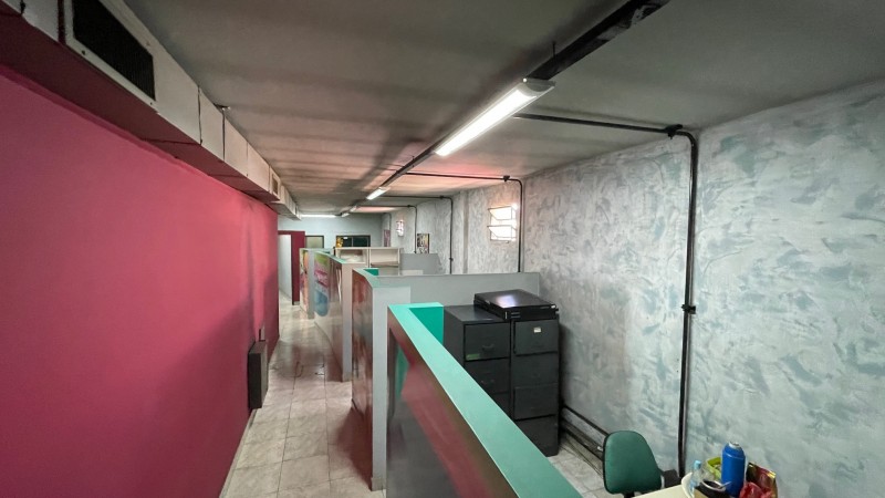 En venta | Fabrica / Edificio / fabrica con oficinas | Morón