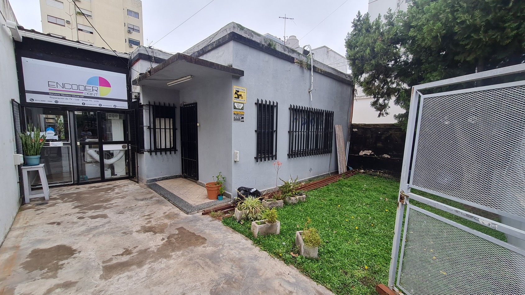 Casa en venta - Ramos Mejia centro