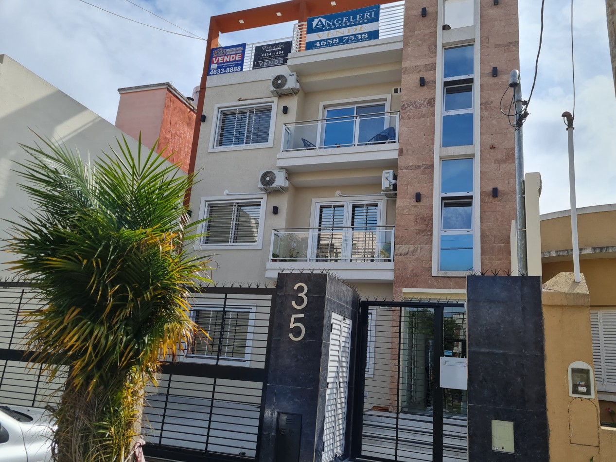 Departamento 3 ambientes con balcon en venta