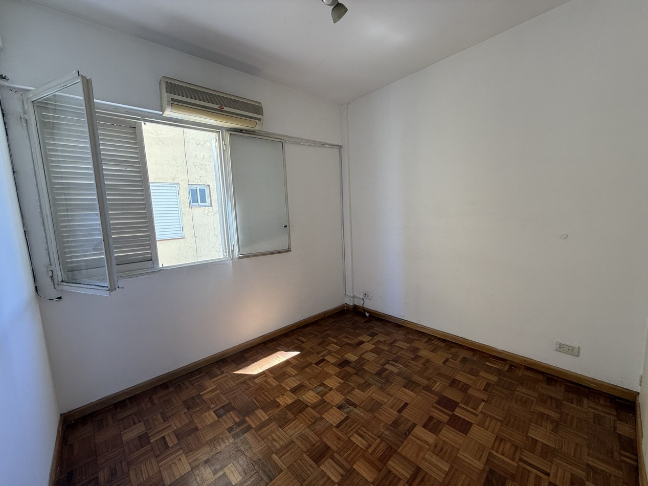 Venta de Departamento de 2 Ambientes en Ramos Mejia