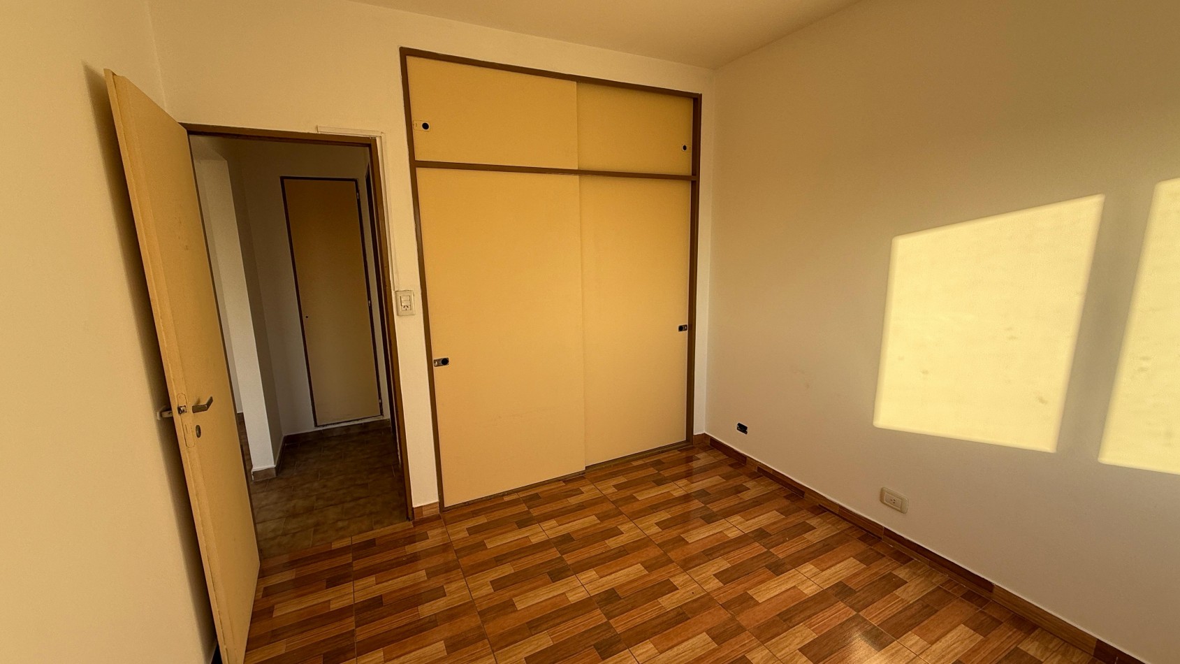 2 ambientes con balcon en Ramos Mejia