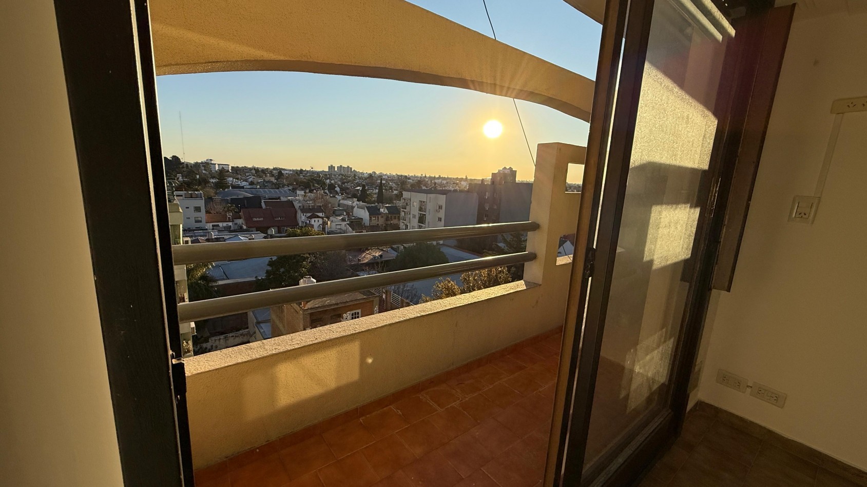 2 ambientes con balcon en Ramos Mejia