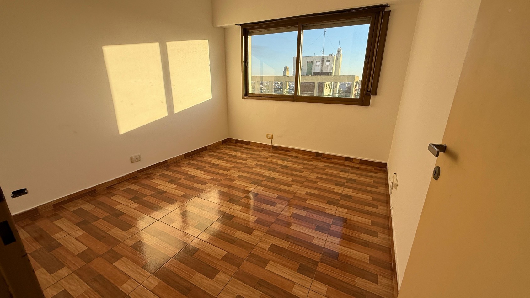 2 ambientes con balcon en Ramos Mejia