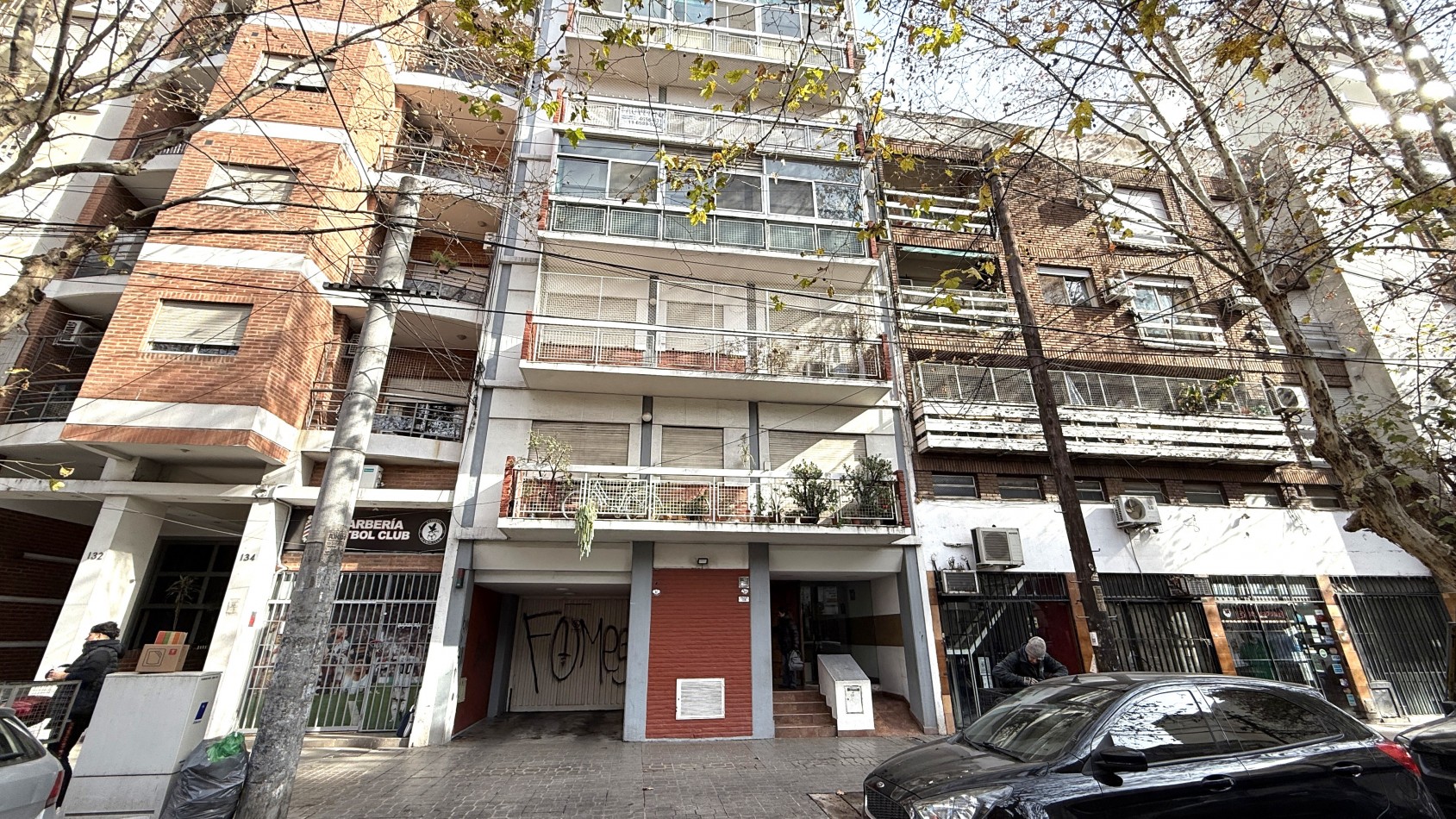 3 ambientes con balcon en venta