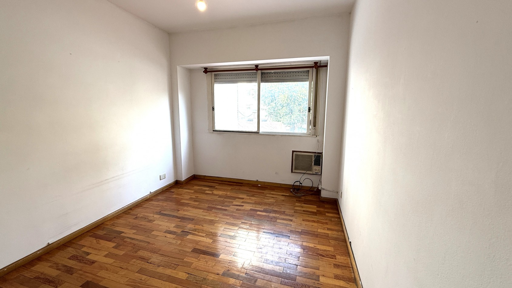 3 ambientes con balcon en venta