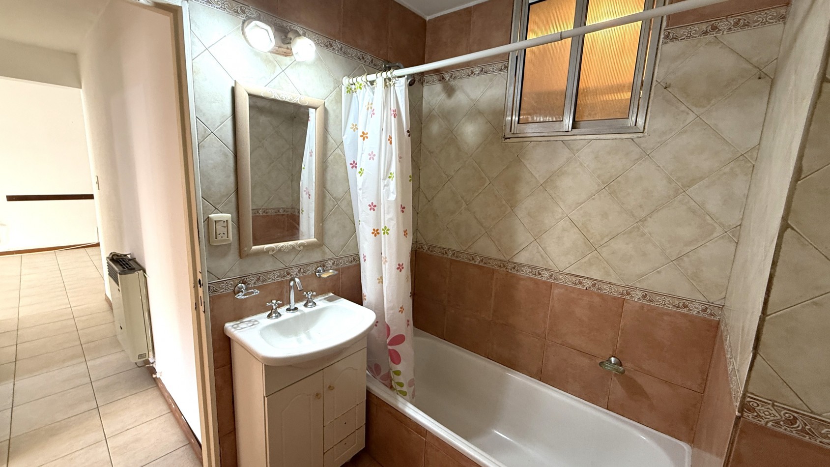 3 ambientes con balcon en venta