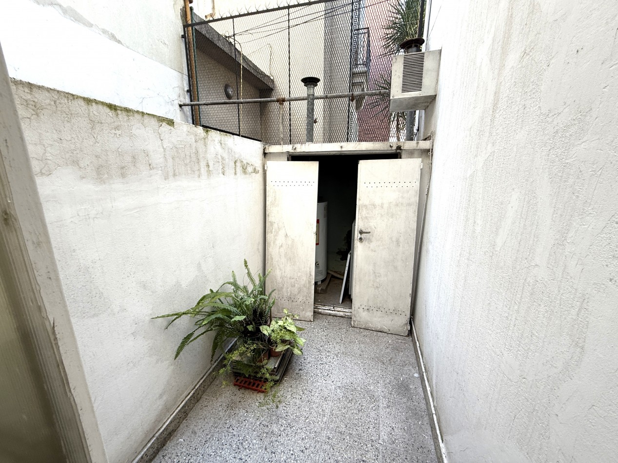 3 ambientes con cochera en venta