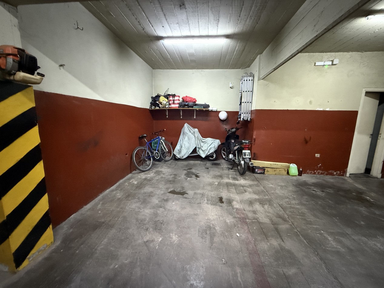 3 ambientes con cochera en venta