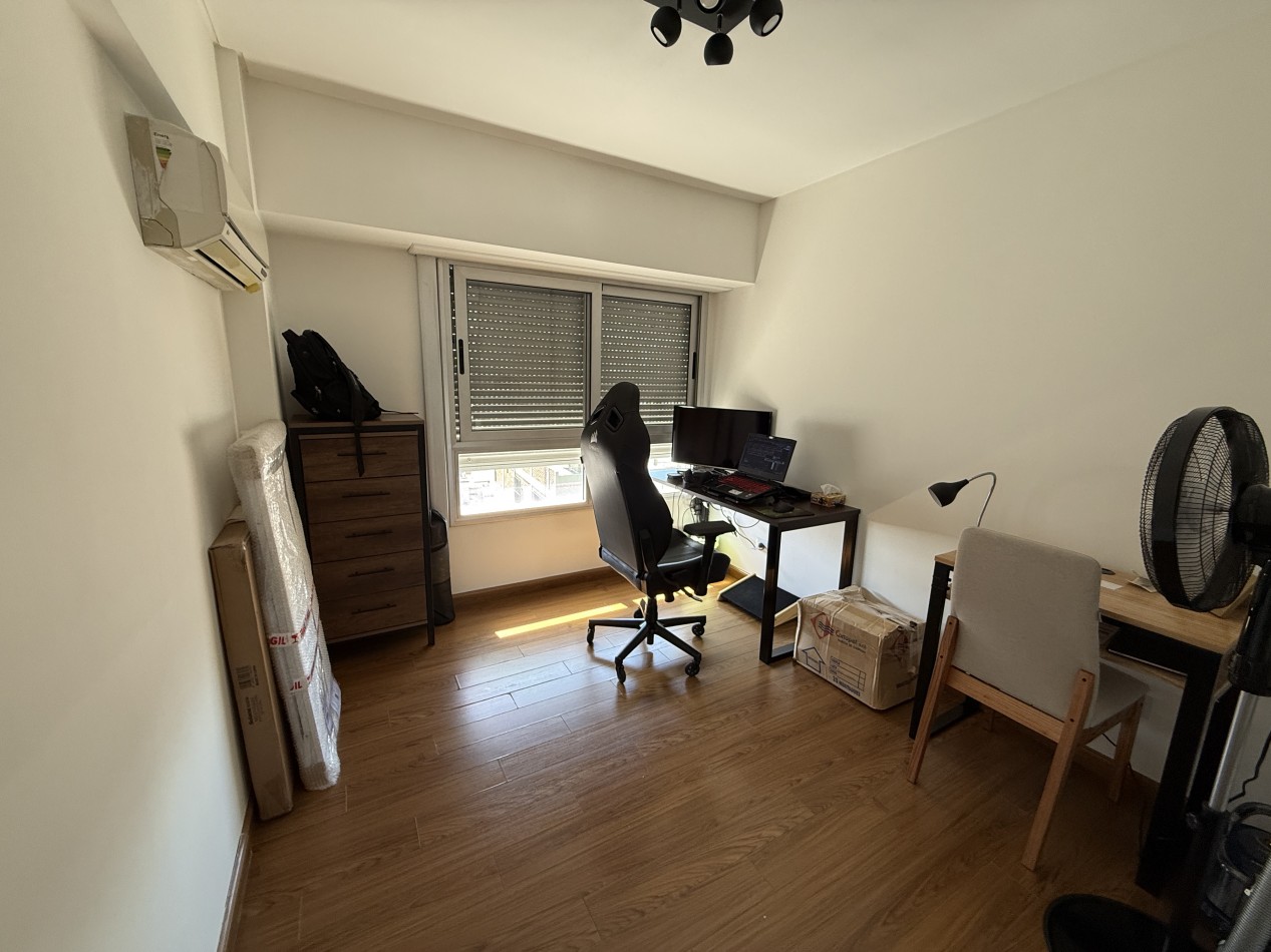 3 Ambientes con Cochera - Edificio de Categoria