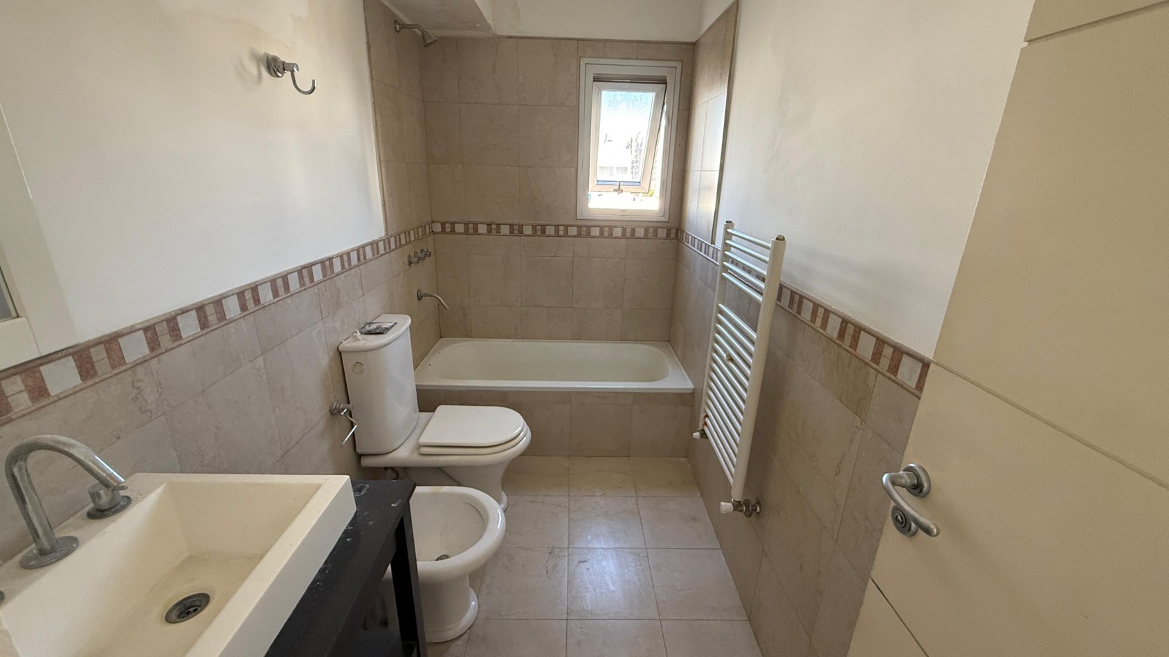 2 ambientes en venta - Torres Florencia - Ramos Meja