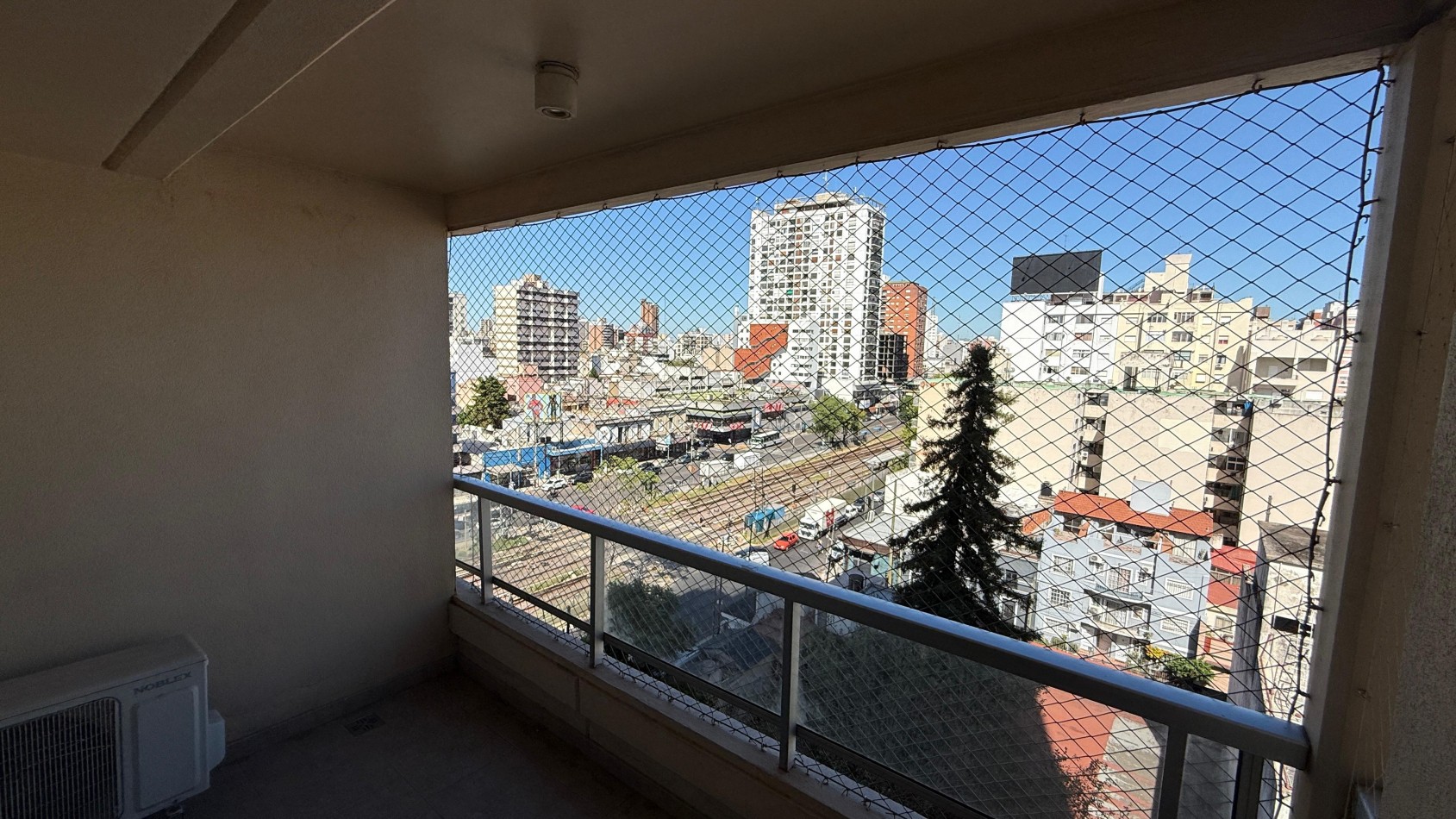 2 ambientes en venta - Torres Florencia - Ramos Meja
