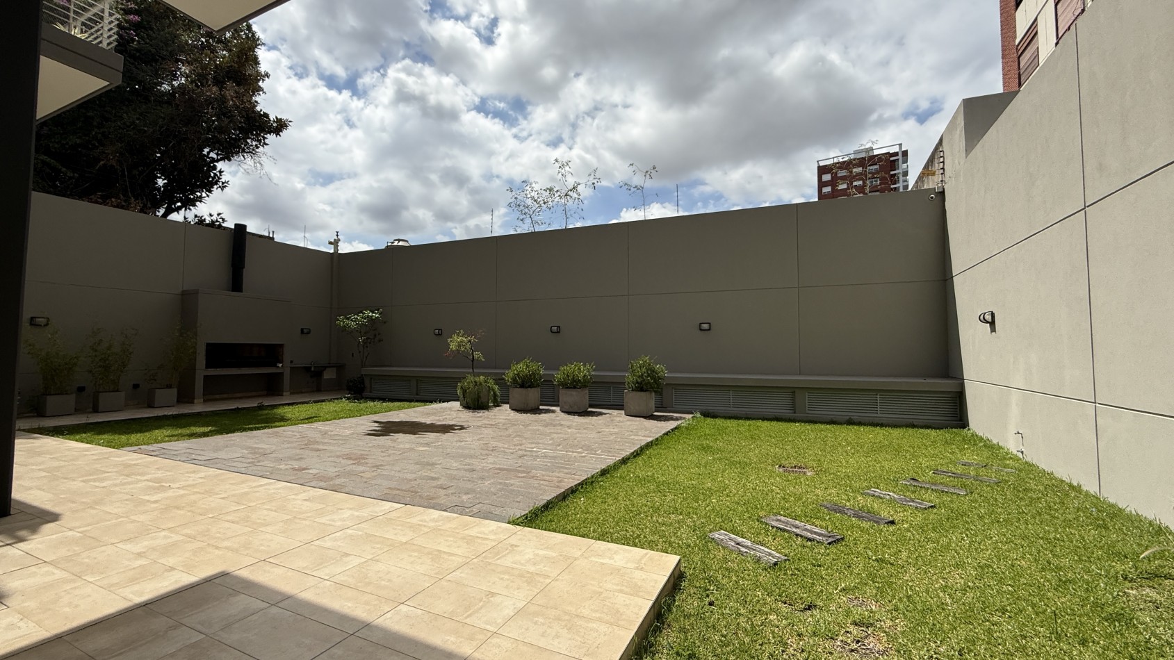 3 Ambientes de Categoria en Torre Cabral Plaza