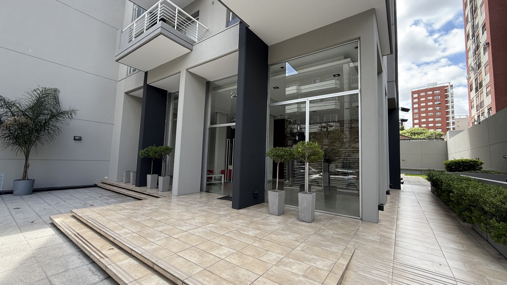 3 Ambientes de Categoria en Torre Cabral Plaza