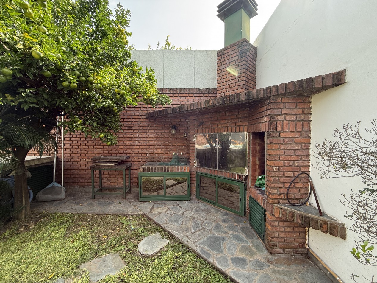 Chalet de categoria en venta - Ramos Mejia