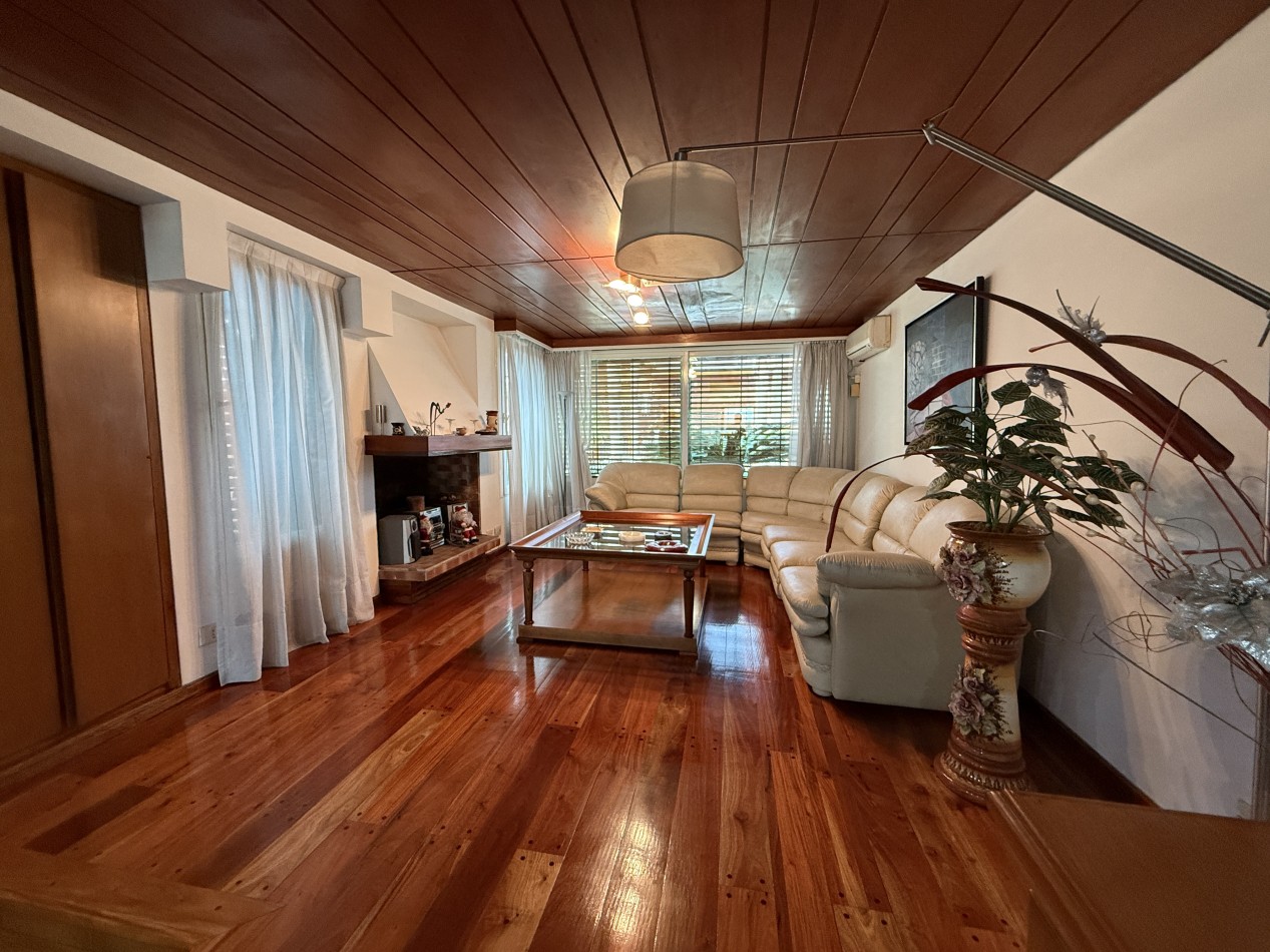 Chalet de categoria en venta - Ramos Mejia