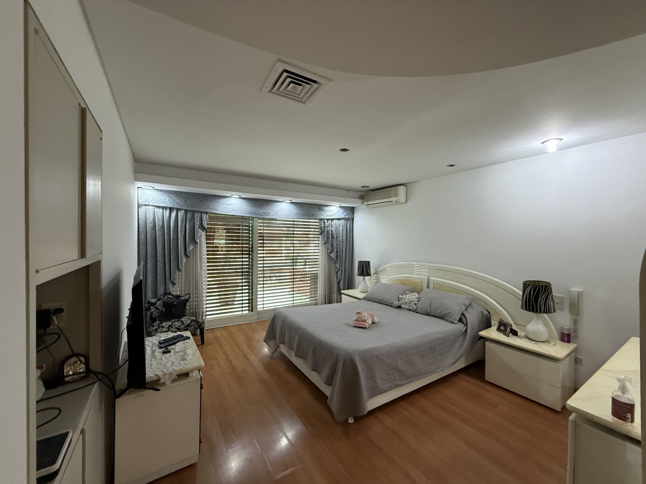 Chalet de categoria en venta - Ramos Mejia