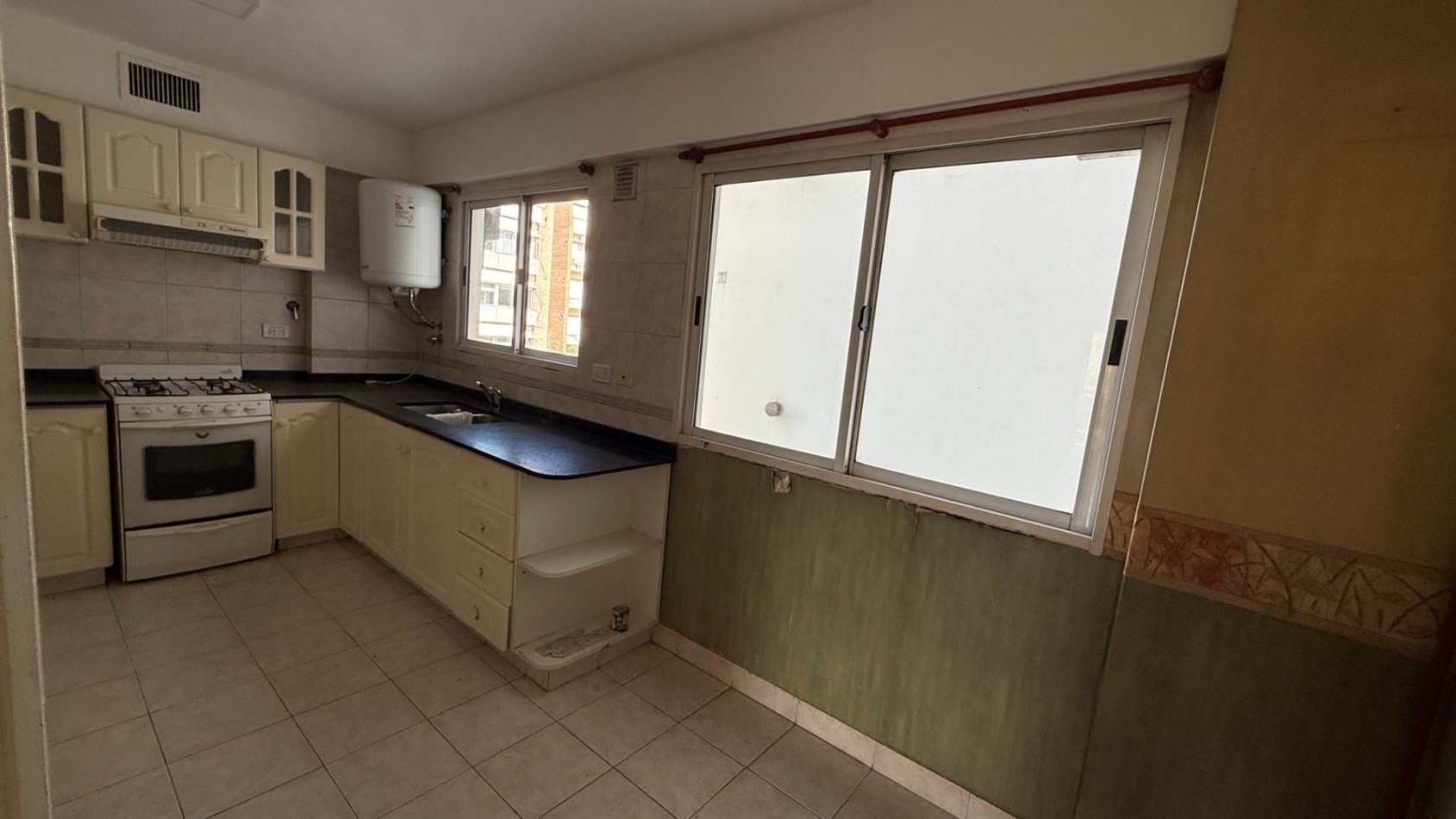 Departamento en venta 4 ambientes con cochera