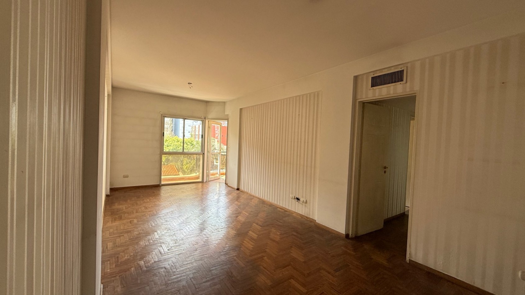 Departamento en venta 4 ambientes con cochera