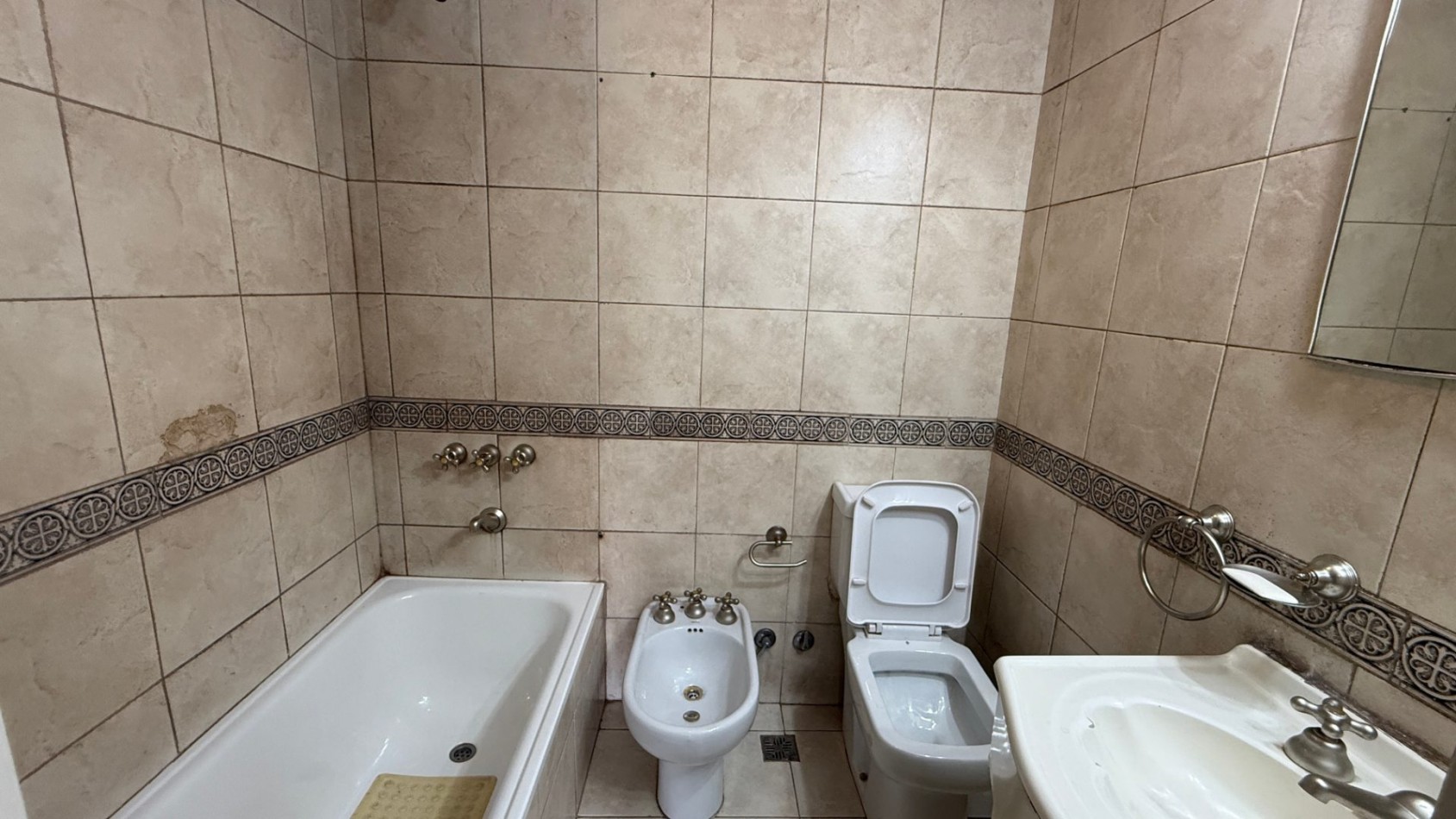 Departamento en venta 4 ambientes con cochera