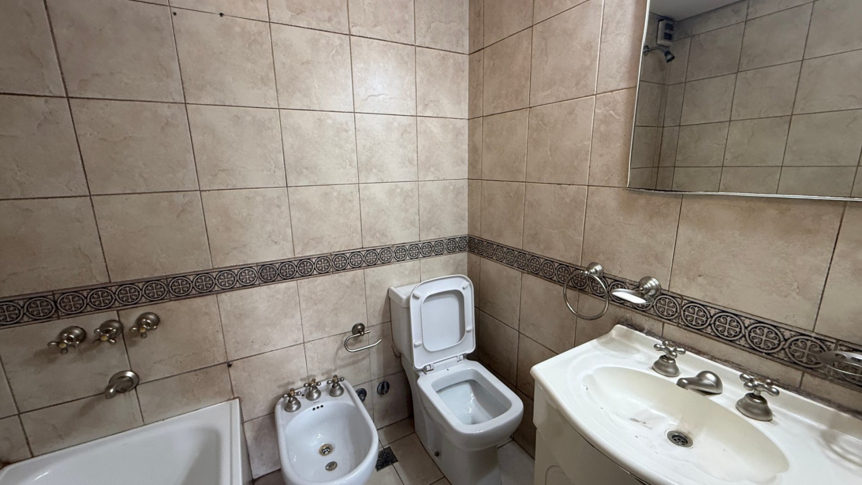 Departamento en venta 4 ambientes con cochera