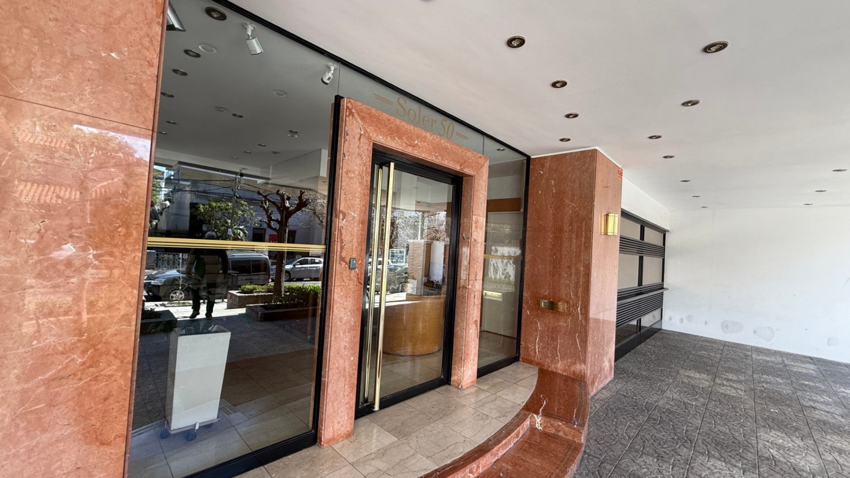 Departamento en venta 4 ambientes con cochera