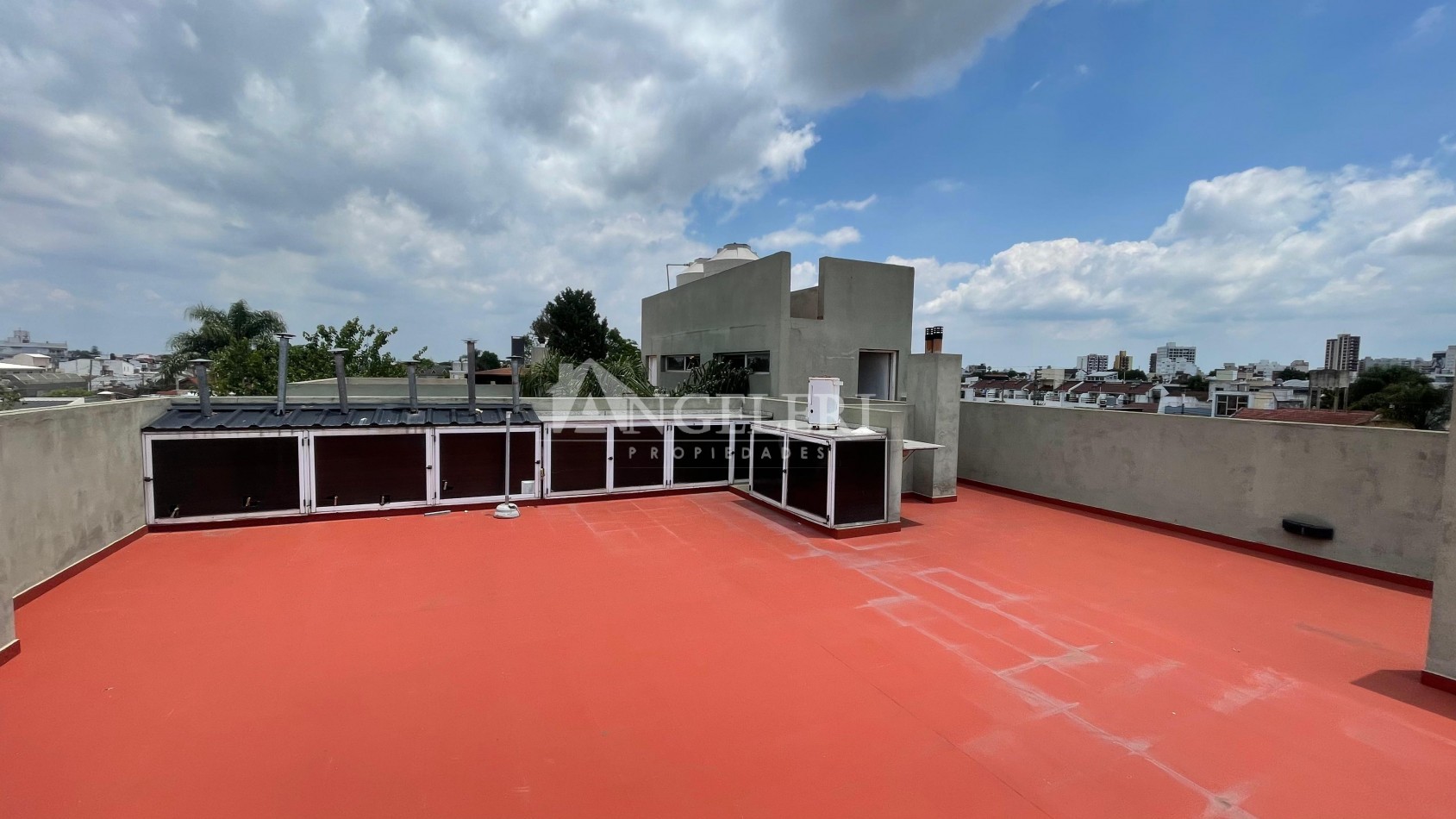 2 Ambientes con Cochera 