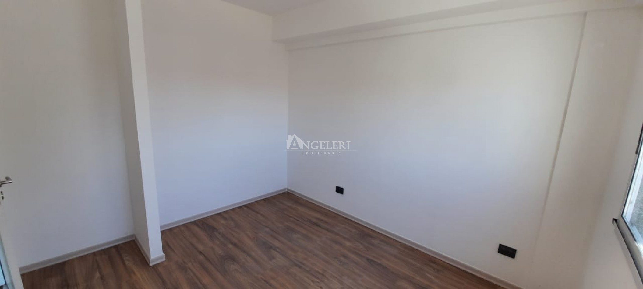 2 ambientes con cochera y terraza propia