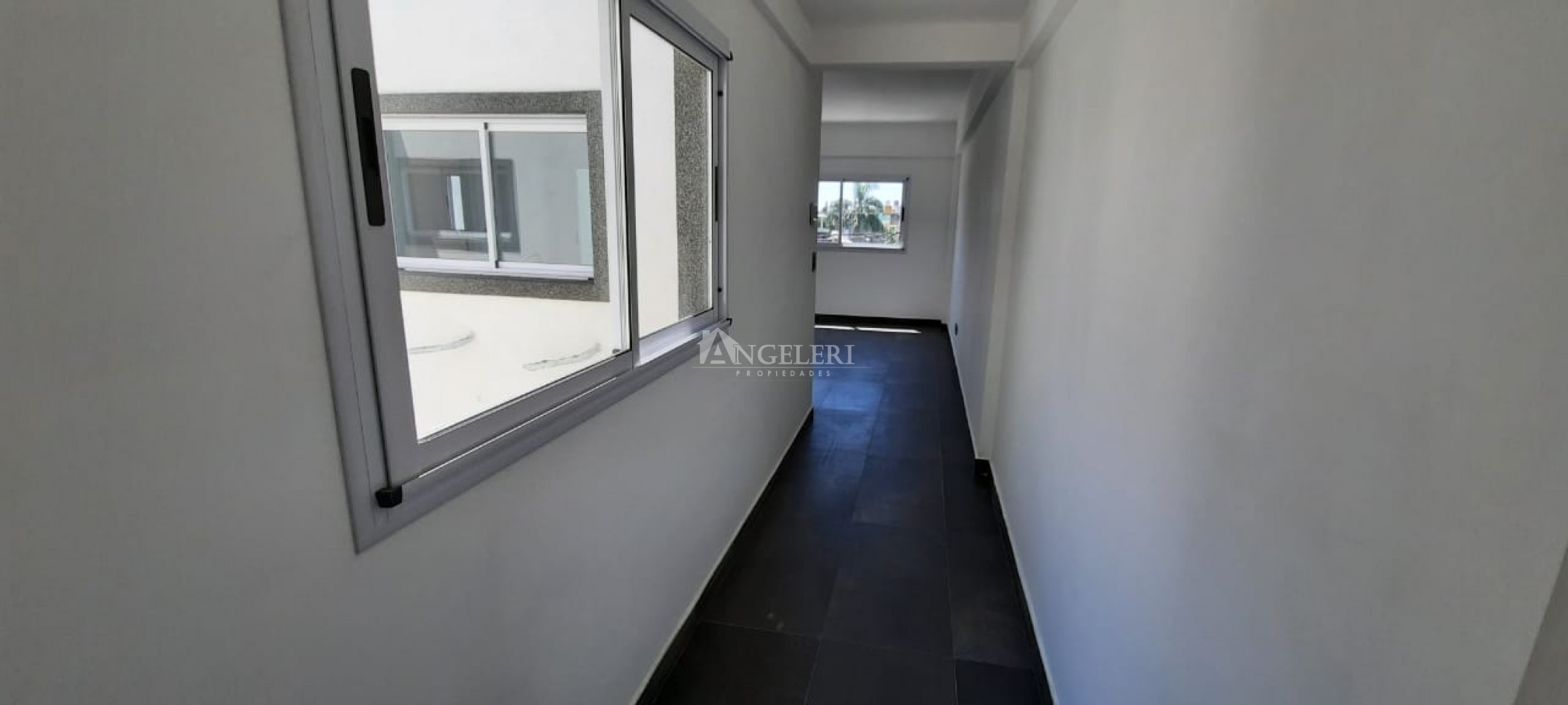 2 ambientes con cochera y terraza propia