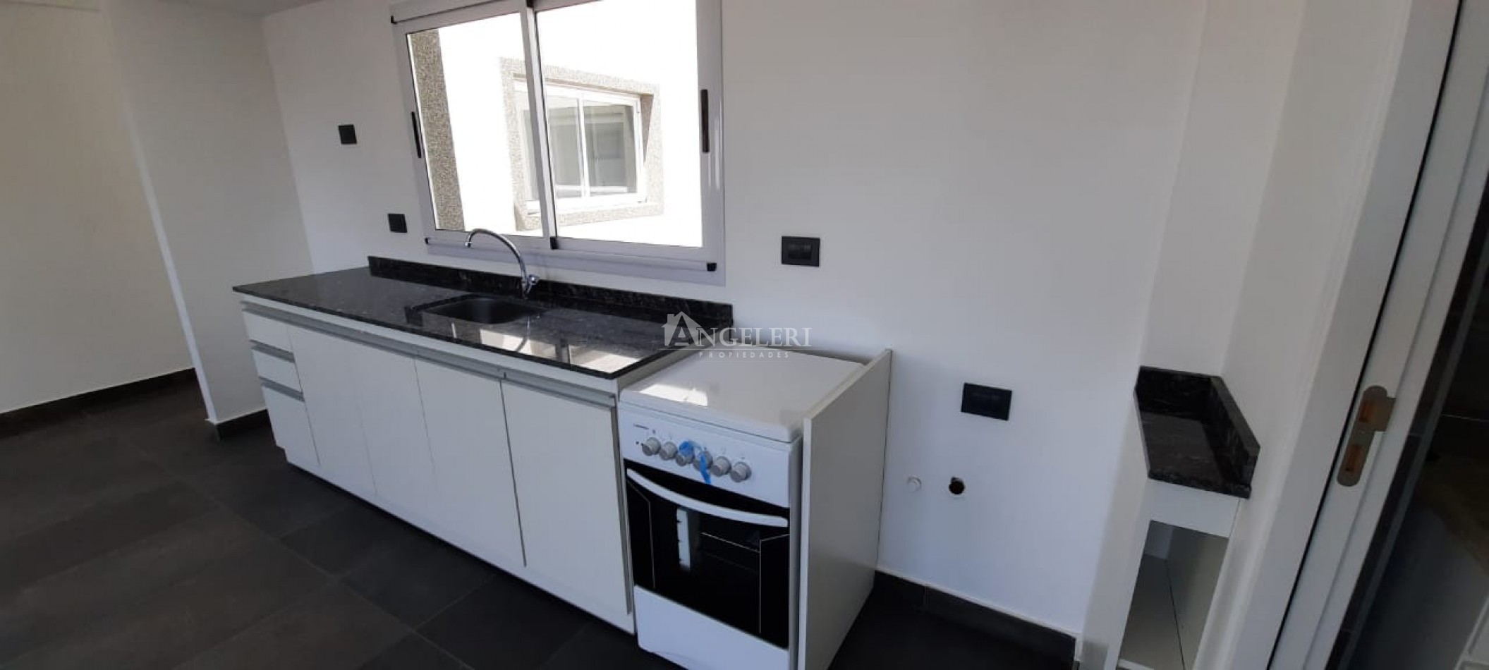 2 ambientes con cochera y terraza propia
