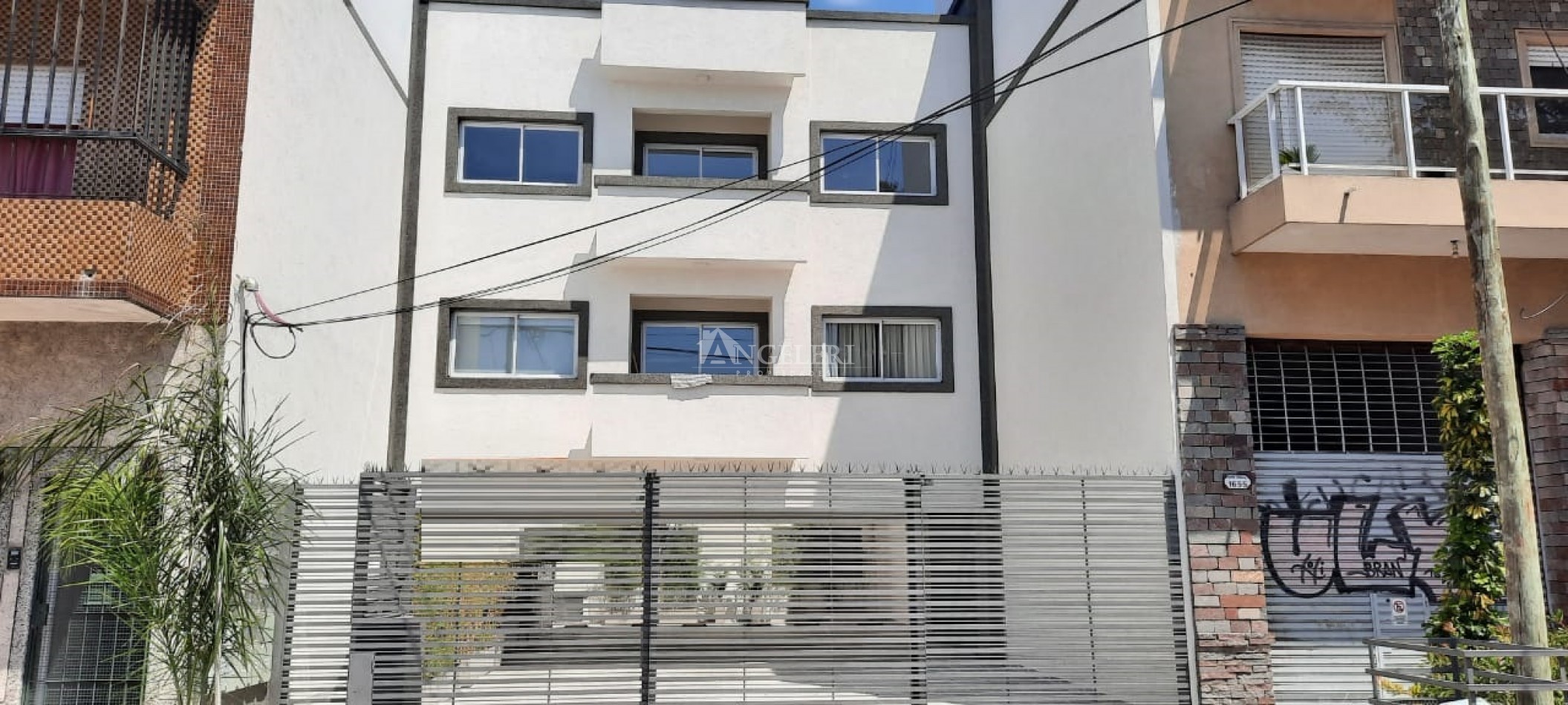 2 ambientes con cochera y terraza propia