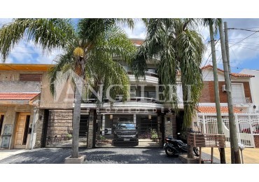 2 Ambientes con Cochera 