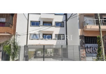 2 ambientes con cochera y terraza propia